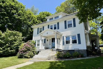 1013 Pleasant St 1