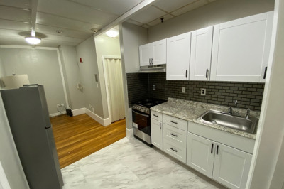 879 Beacon St #12 1