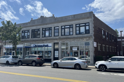 685 Centre St #209 1