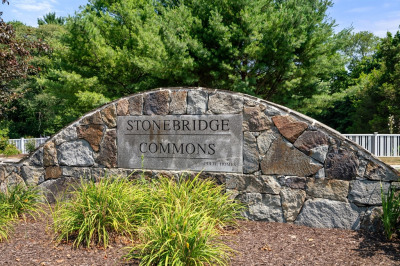 26 Stonebridge Dr #26