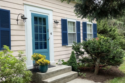 4 Beverly Rd 1