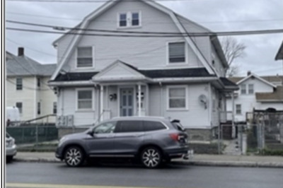 8 Greenwood Ave #A 1