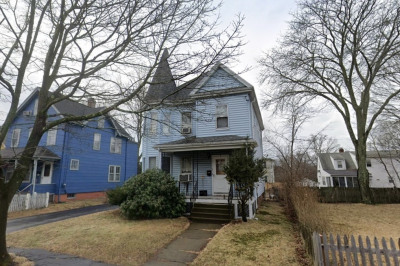 31 Sharon St 1
