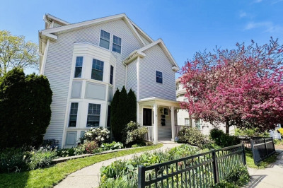 56 Wenham St #1 1