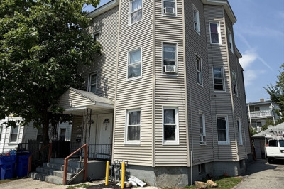 75-77 Mooreland St 1