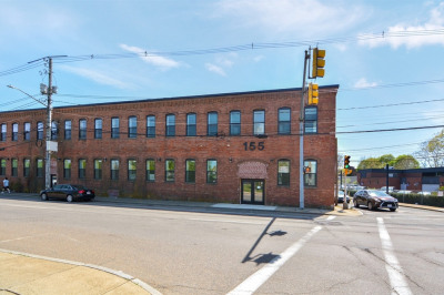 155 Crescent St #8 1