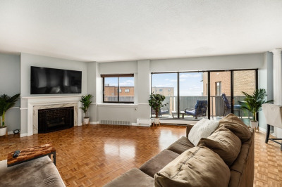 300 Lynn Shore Dr #807 1