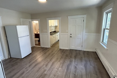 5 Robinson St #2 1