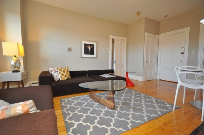 218 Newbury Street #4 1