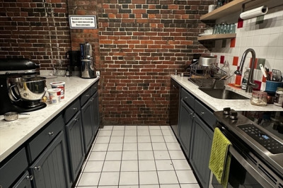120 Commercial St #4 1