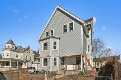 9 Waverly St #4 1