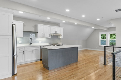 57-3 Packard Ave #3 1