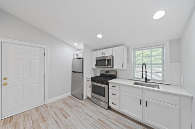 238 Neponset St #1 1