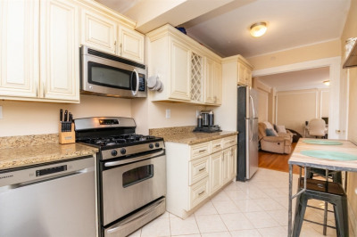 1450 Beacon St #603 1