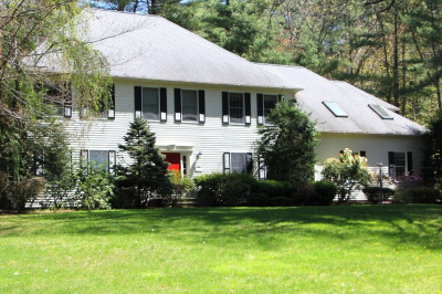 54 Phillips Rd 1