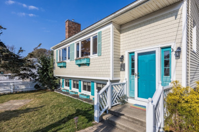 16 Off Conwell Street 1