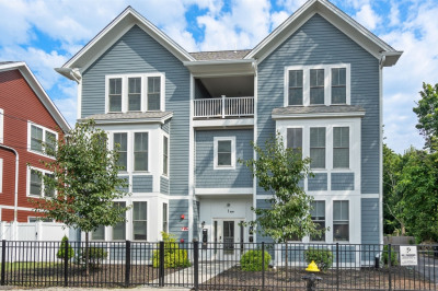 1 Elm St #4 1