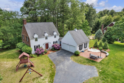 271 Pond St 1