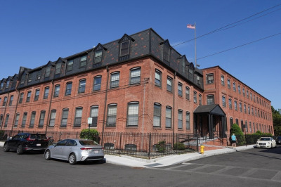 10 Weston Ave #220 1