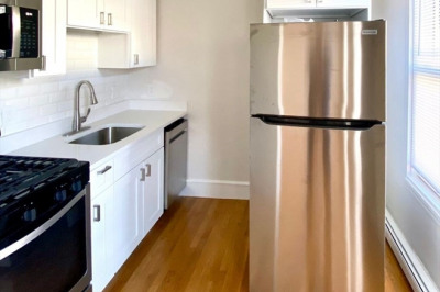 284 Chelsea Street #2 1