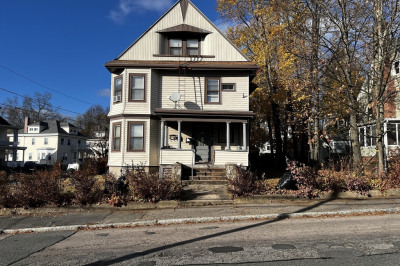 281 Spring St 1