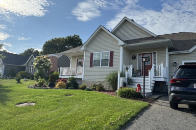 3064 Club House Dr 1