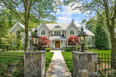 99 Old Colony Rd 1