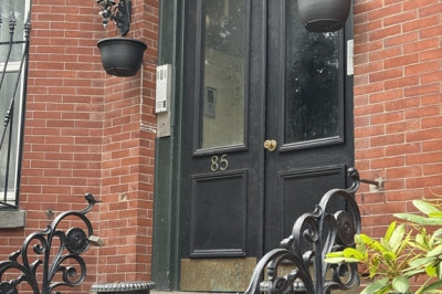 85 E Brookline St #1 1