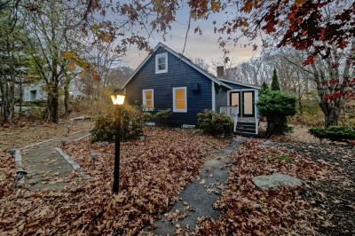 8 Wyman Ave 1