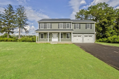 26 Swan Ave 1