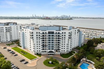 1001 Marina Dr #507 1