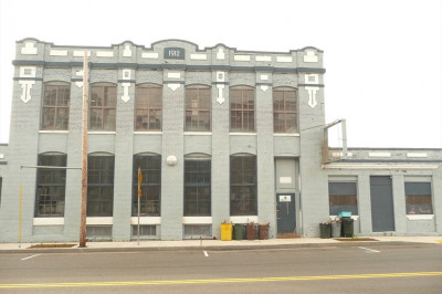 16 Commercial St 1