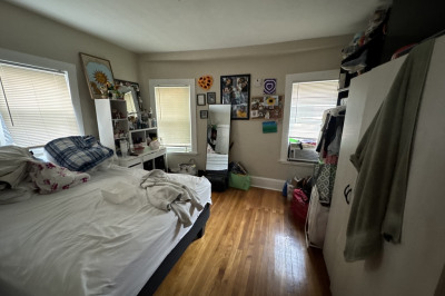 1 Godwin Place #1 1