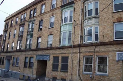 5 Linden St #1 1