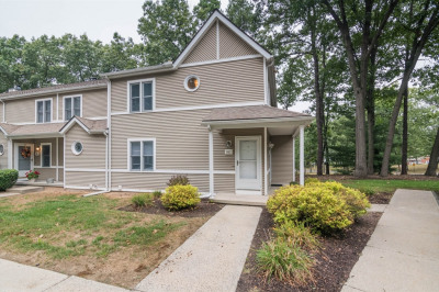 61 Abbey Memorial Drive #102