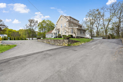 36 Thomas Pl 1