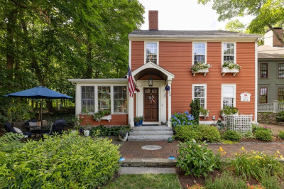 356 Main St 1