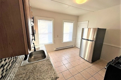 109 Capen Street #3 1
