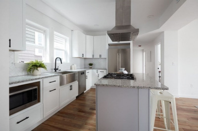 14 Cottage St #2 1
