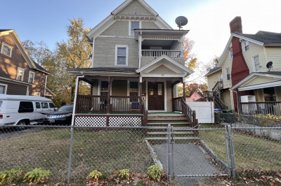 34 Wellesley St 1