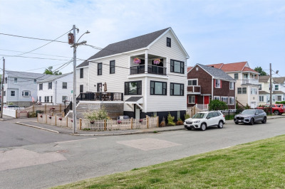 67 Edgewater Dr 1