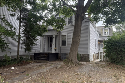 162 Elm St 1
