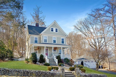 61 Houghton St 1
