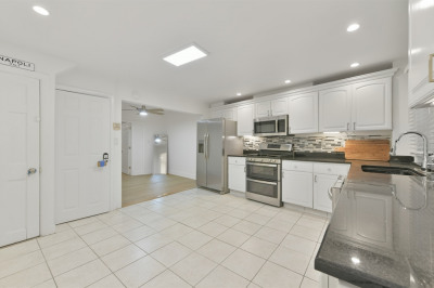 144 Salem St 1