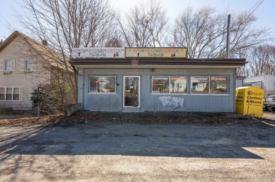 758 Center St