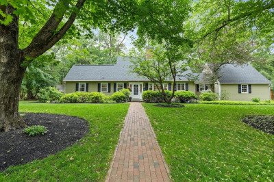 28 Lincoln Drive 1