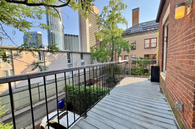 159 St. Botolph St. #3 1