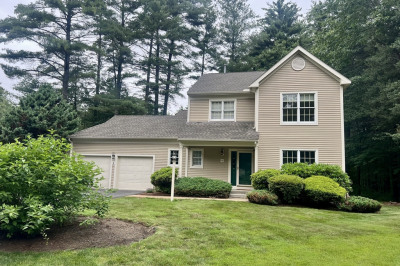 8 Stonegate Ln #8 1