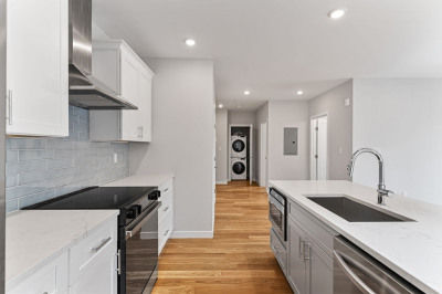 267 Old Colony #204 1
