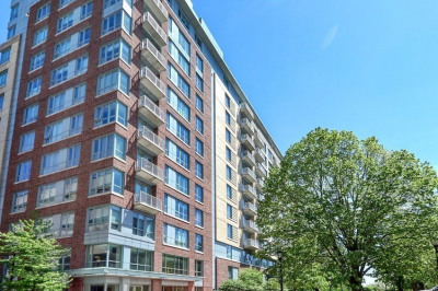 100 Station Landing #1201 1